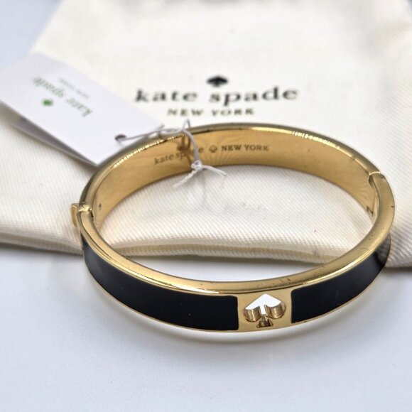Kate Spade Bracelet Black Enamel Hole Punch Spade Gold Plate Hinged Bangle - Picture 1 of 12